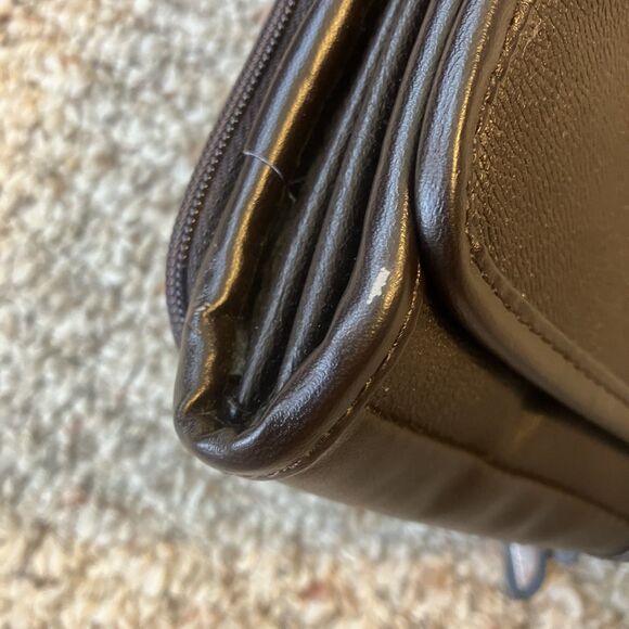 Travelon Small Crossbody Bag Black Leather Travel Pockets Adjustable Strap - Picture 10 of 14